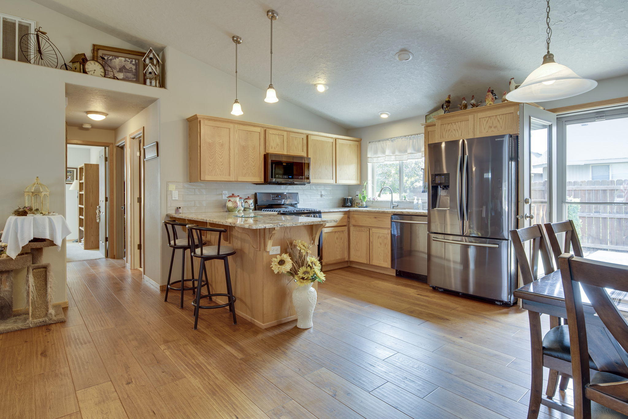 Paulina Peaks - Residential