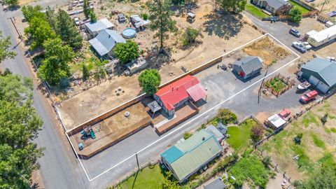 Tiny photo for 2180 SE Melrose Drive, Prineville, OR 97754 (MLS # 220213849)