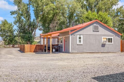 Tiny photo for 2180 SE Melrose Drive, Prineville, OR 97754 (MLS # 220213849)
