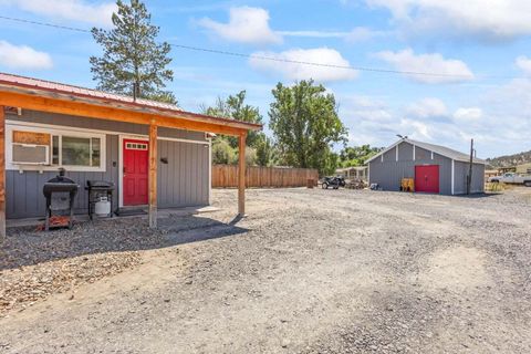Tiny photo for 2180 SE Melrose Drive, Prineville, OR 97754 (MLS # 220213849)