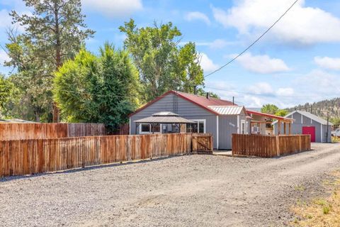 Tiny photo for 2180 SE Melrose Drive, Prineville, OR 97754 (MLS # 220213849)