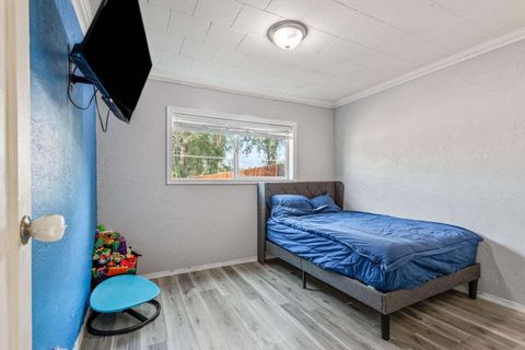 Tiny photo for 2180 SE Melrose Drive, Prineville, OR 97754 (MLS # 220213849)