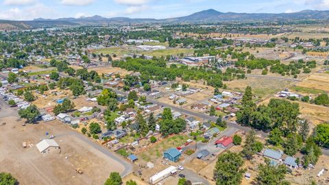 Tiny photo for 2180 SE Melrose Drive, Prineville, OR 97754 (MLS # 220213849)