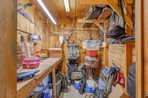 Tiny photo for 2180 SE Melrose Drive, Prineville, OR 97754 (MLS # 220213849)