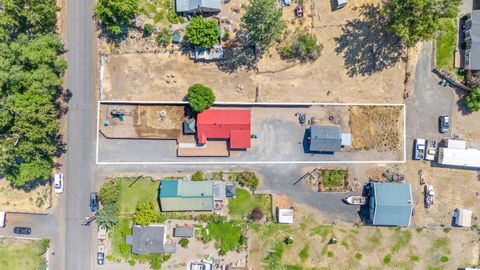 Tiny photo for 2180 SE Melrose Drive, Prineville, OR 97754 (MLS # 220213849)