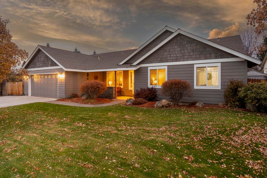 Home is not a place, it's a feeling. When you walk into this house, it welcomes you with a feeling of ''home''. One owner, immaculately maintained in the desired NW section of Redmond. Situated on a corner lot in a quiet culdesac, RV parking with mature landscaping and park-like yard. 
This warm 1832 SqFt home offers 3 large bedrooms, 2 bathrooms, vaulted ceilings, living and family rooms with light and bright kitchen. Your family will enjoy your holidays gatherings, with plenty of room for all. Kitchen has tile countertops, island and breakfast bar, natural gas range, skylight and abundant storage space.
Call today for a private tour and have your family Home for the Holidays!