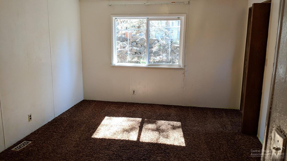 Romaine Village - Residential