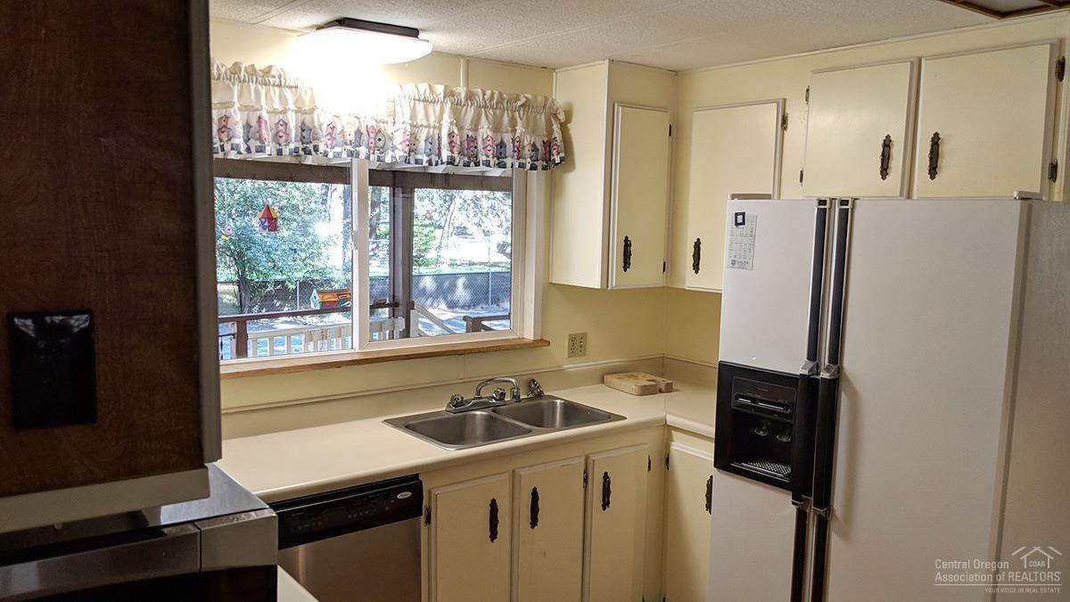 Romaine Village - Residential