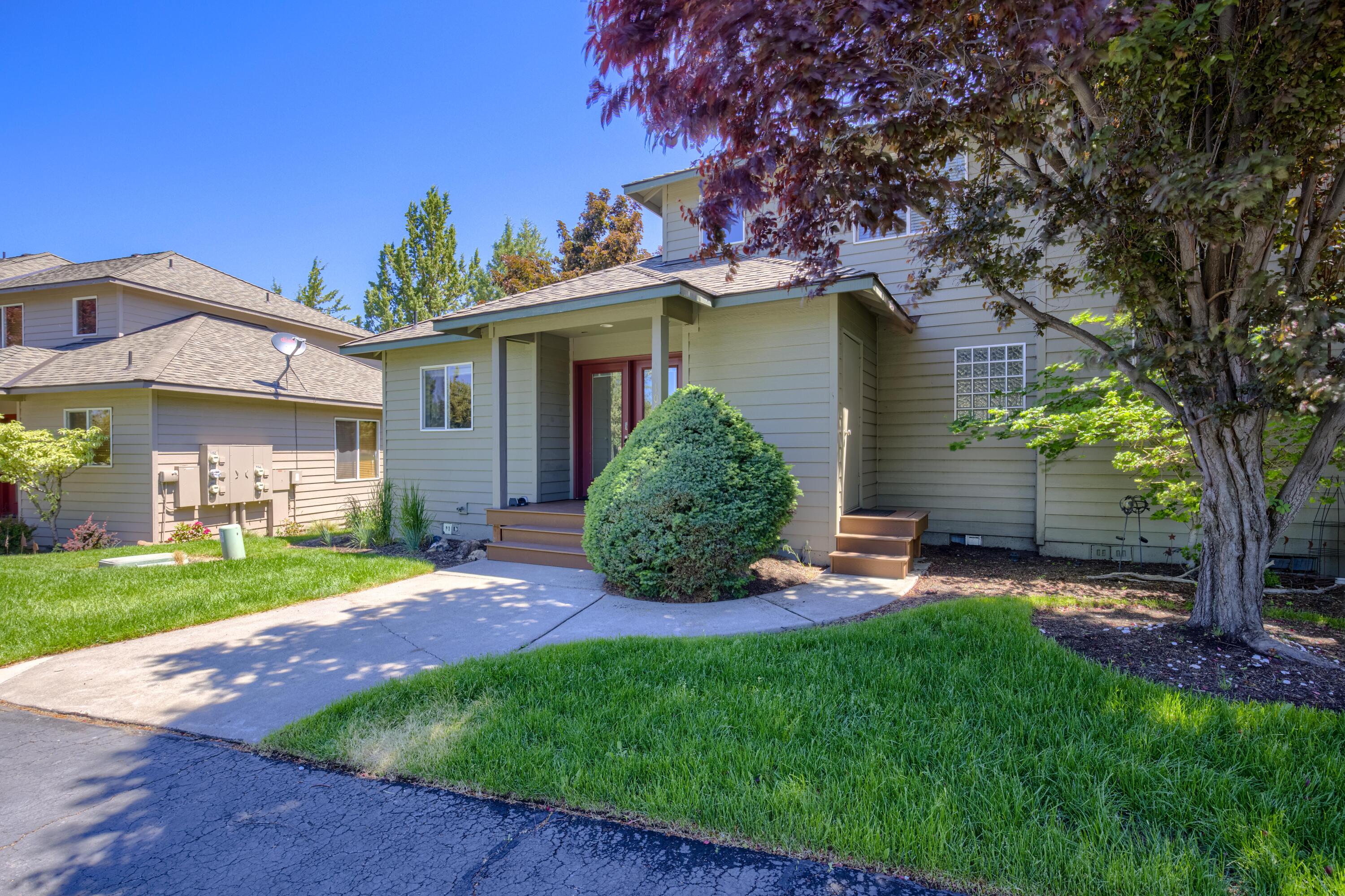 Eagle Crest - Residential