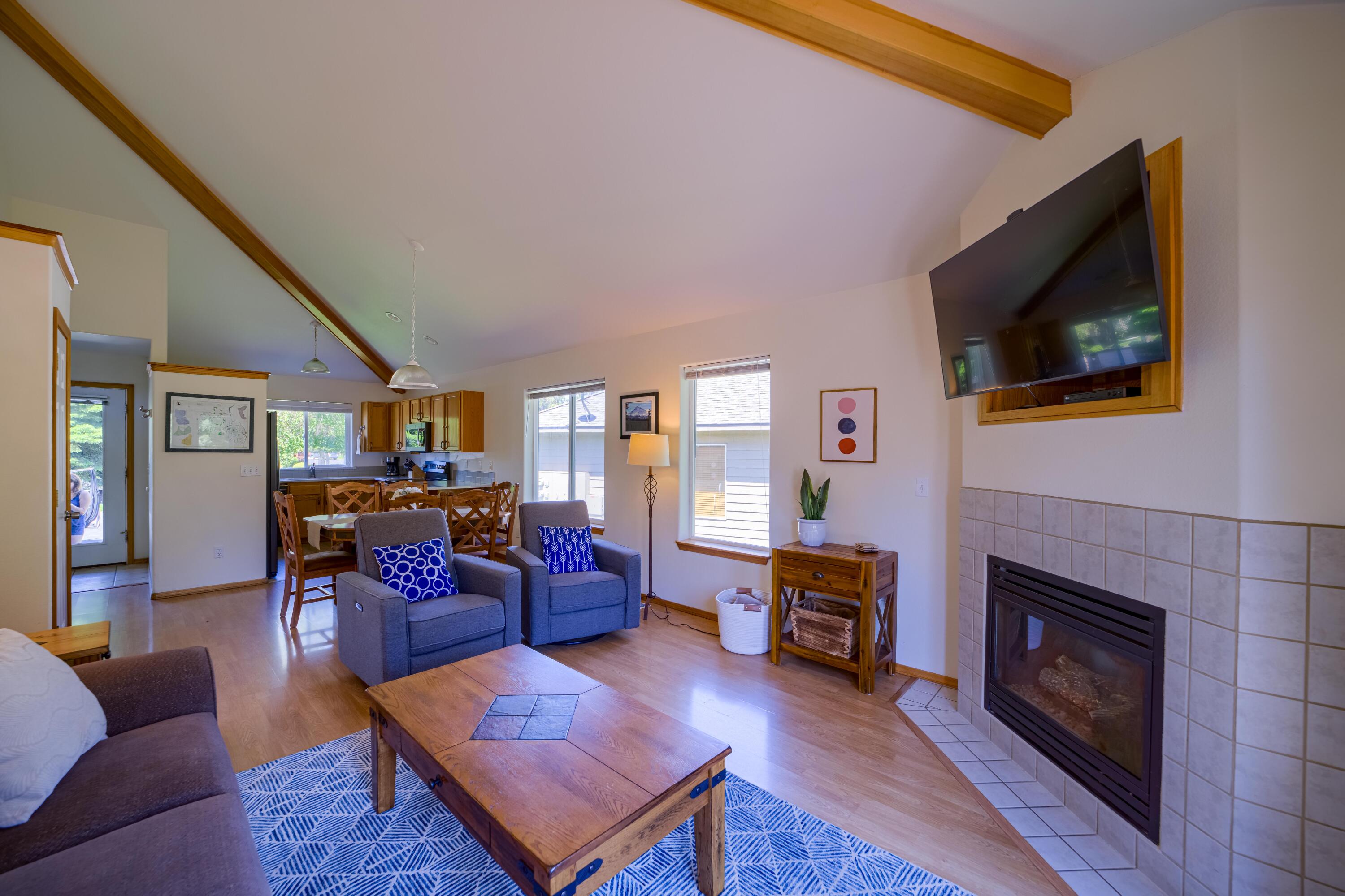 Eagle Crest - Residential