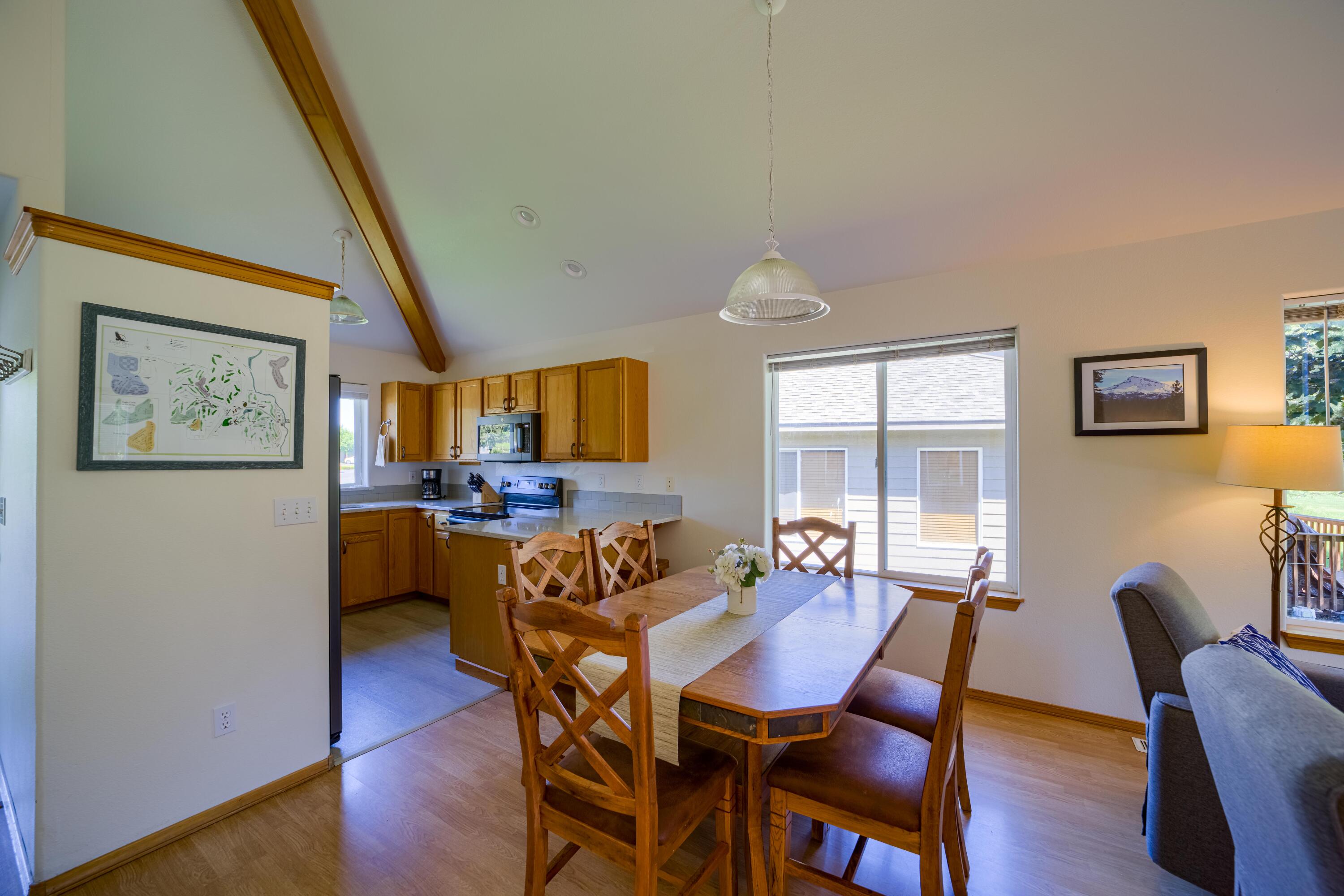 Eagle Crest - Residential