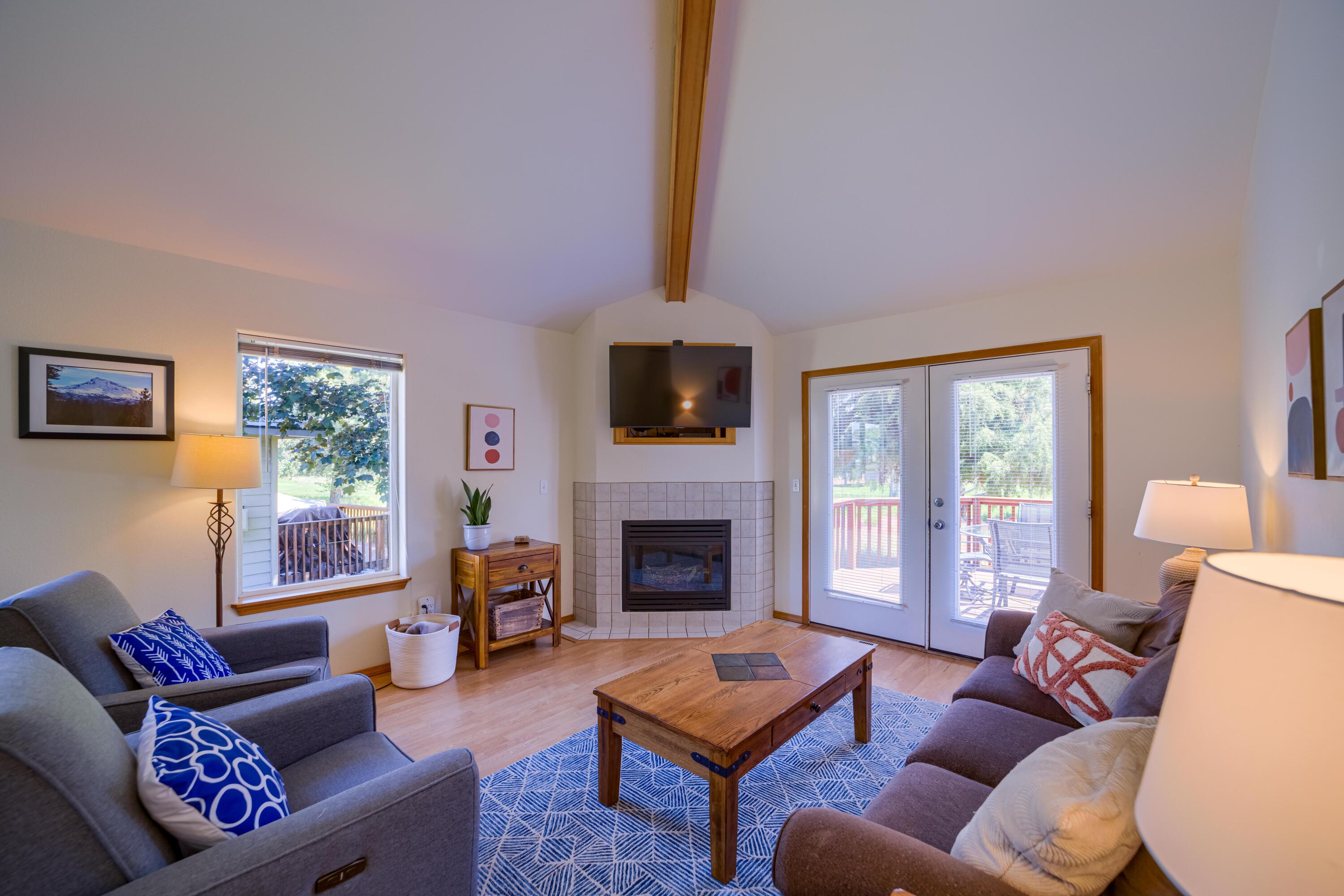 Eagle Crest - Residential