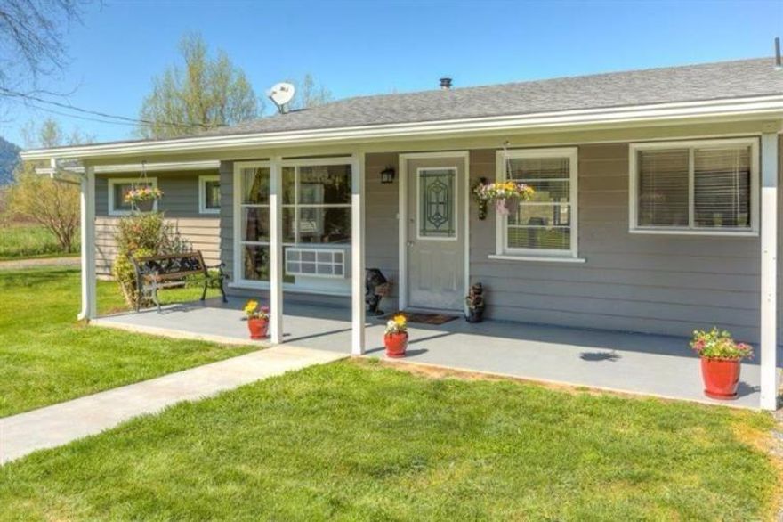 Adorable 2 bedroom, 2 bath home on 4.41 irrigated acres in the Jerome Prairie area. Spacious kitchen with stainless appliances, eating bar and lots of storage. Enjoy the cozy feel of the pellet stove in the living room. Covered patio overlooks the backyard and pasture area. Huge 4 door 30x108 shop with 4 additional covered parking areas. Perfect set up for 4-H projects, barn with 2 box stalls and a 120x80 uncovered riding arena with decomposed granite. Large garden area, gated circular drive, RV parking, covered carport. Newer windows, paint, flooring and new roof in 2010. Enjoy the feel of country living and surrounding mountain views yet minutes to shopping, golf and Asante Three Rivers Medical Center.