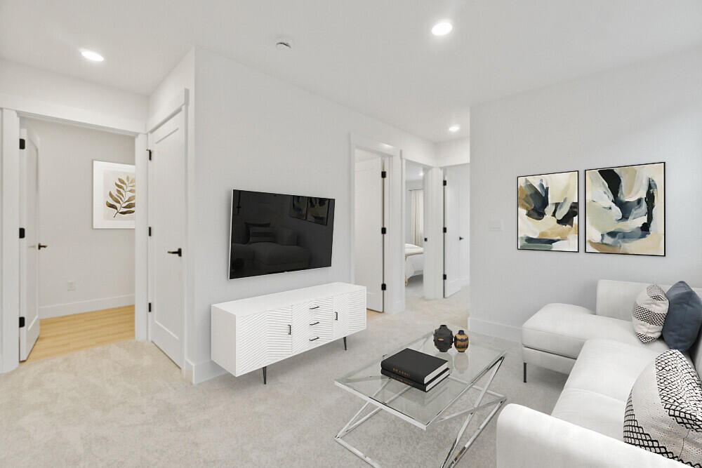 3802 NE Suchy Street