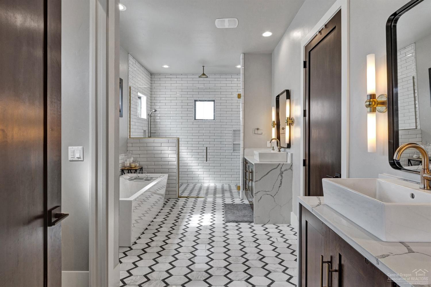 North River - Residential