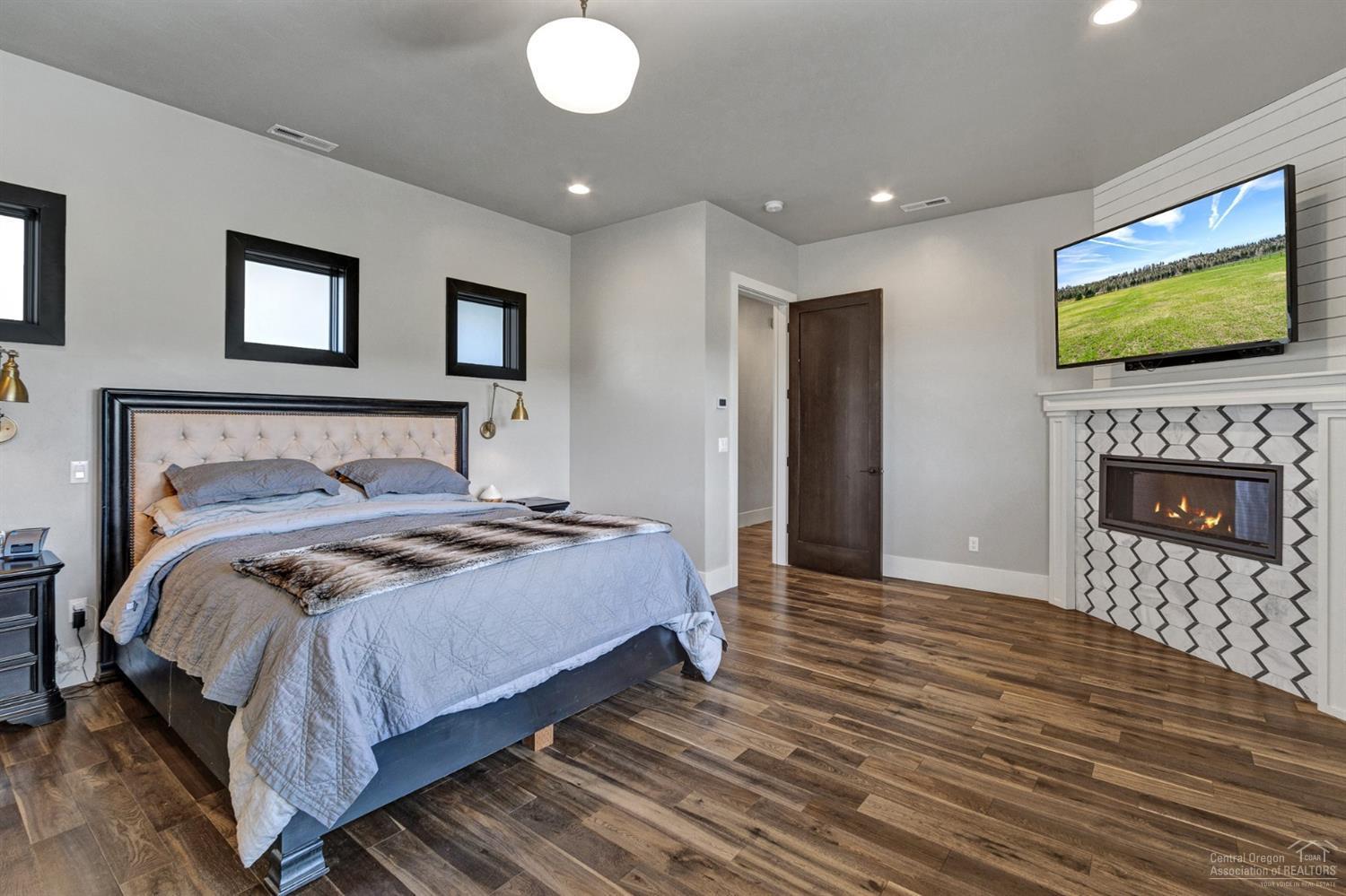 North River - Residential