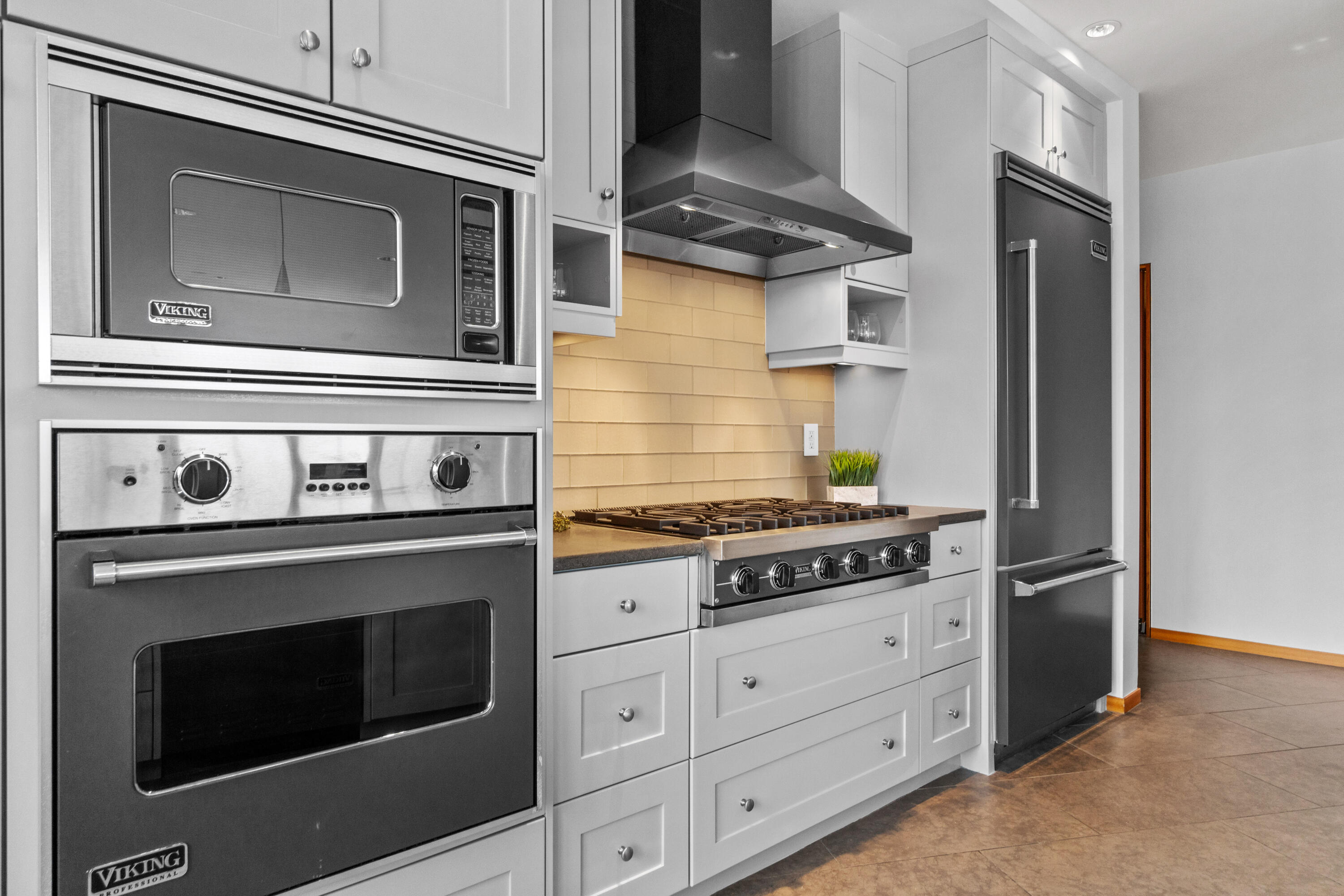 919 Bond Condominium - Residential