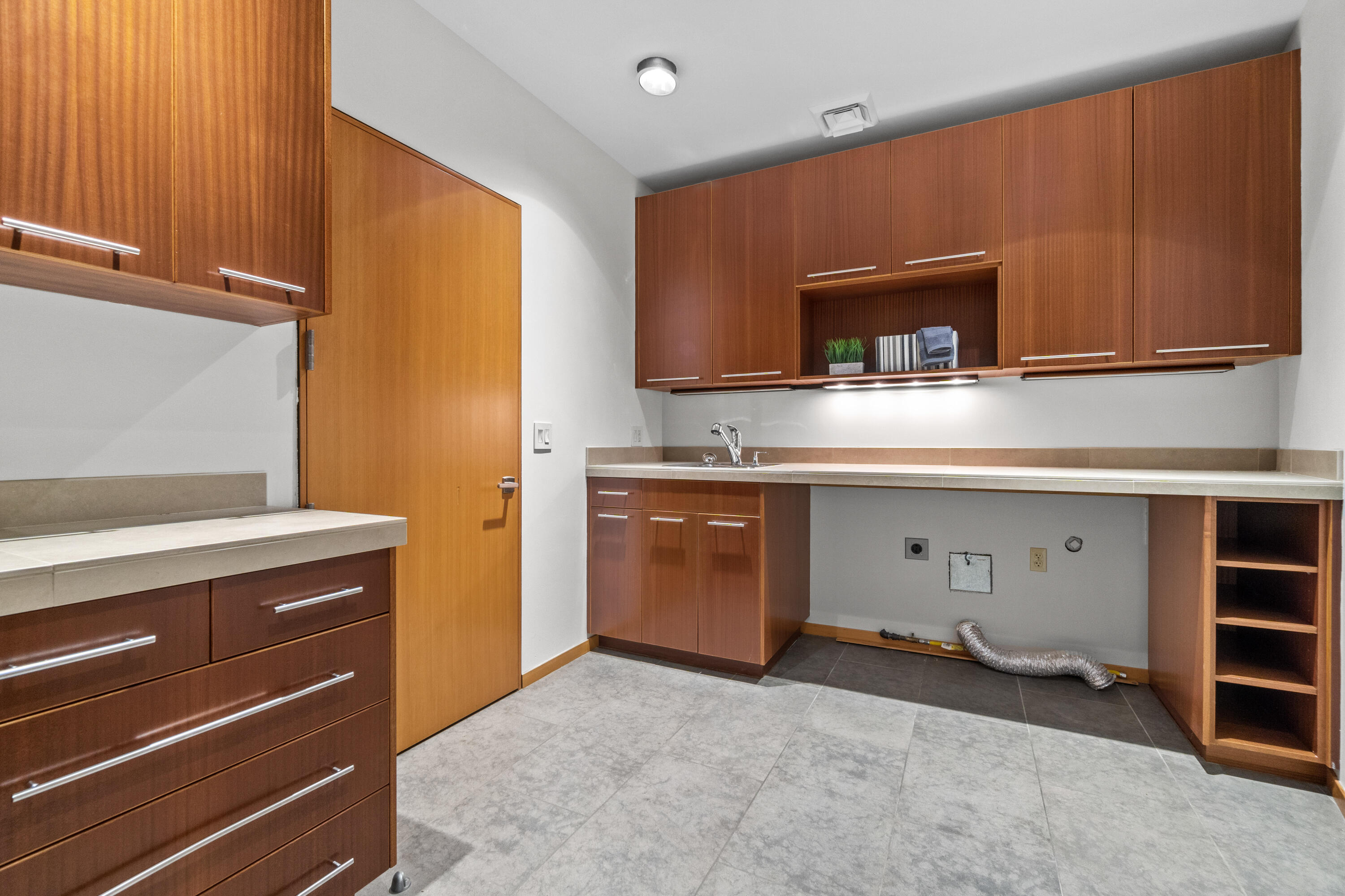 919 Bond Condominium - Residential