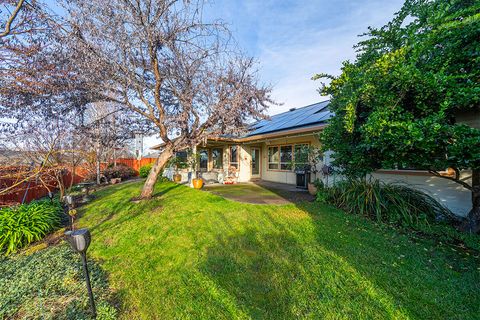 Tiny photo for 3418 Blue Blossom Drive, Medford, OR 97504 (MLS # 220213234)