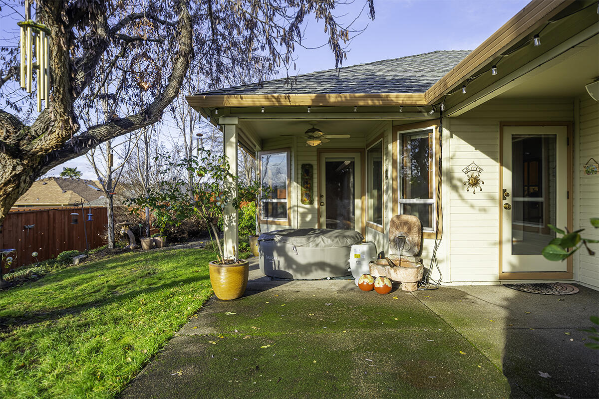 Larson Creek Estates Phases 1And 2 - Residential