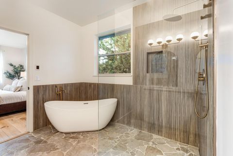 Tiny photo for 19285 Goose Creek Court, Bend, OR 97702 (MLS # 220217277)