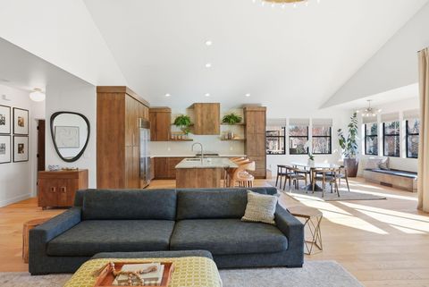 Tiny photo for 19285 Goose Creek Court, Bend, OR 97702 (MLS # 220217277)