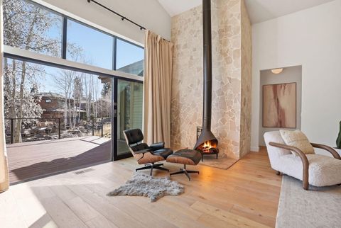 Tiny photo for 19285 Goose Creek Court, Bend, OR 97702 (MLS # 220217277)