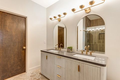 Tiny photo for 19285 Goose Creek Court, Bend, OR 97702 (MLS # 220217277)