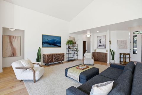 Tiny photo for 19285 Goose Creek Court, Bend, OR 97702 (MLS # 220217277)