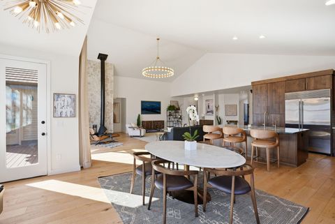 Tiny photo for 19285 Goose Creek Court, Bend, OR 97702 (MLS # 220217277)