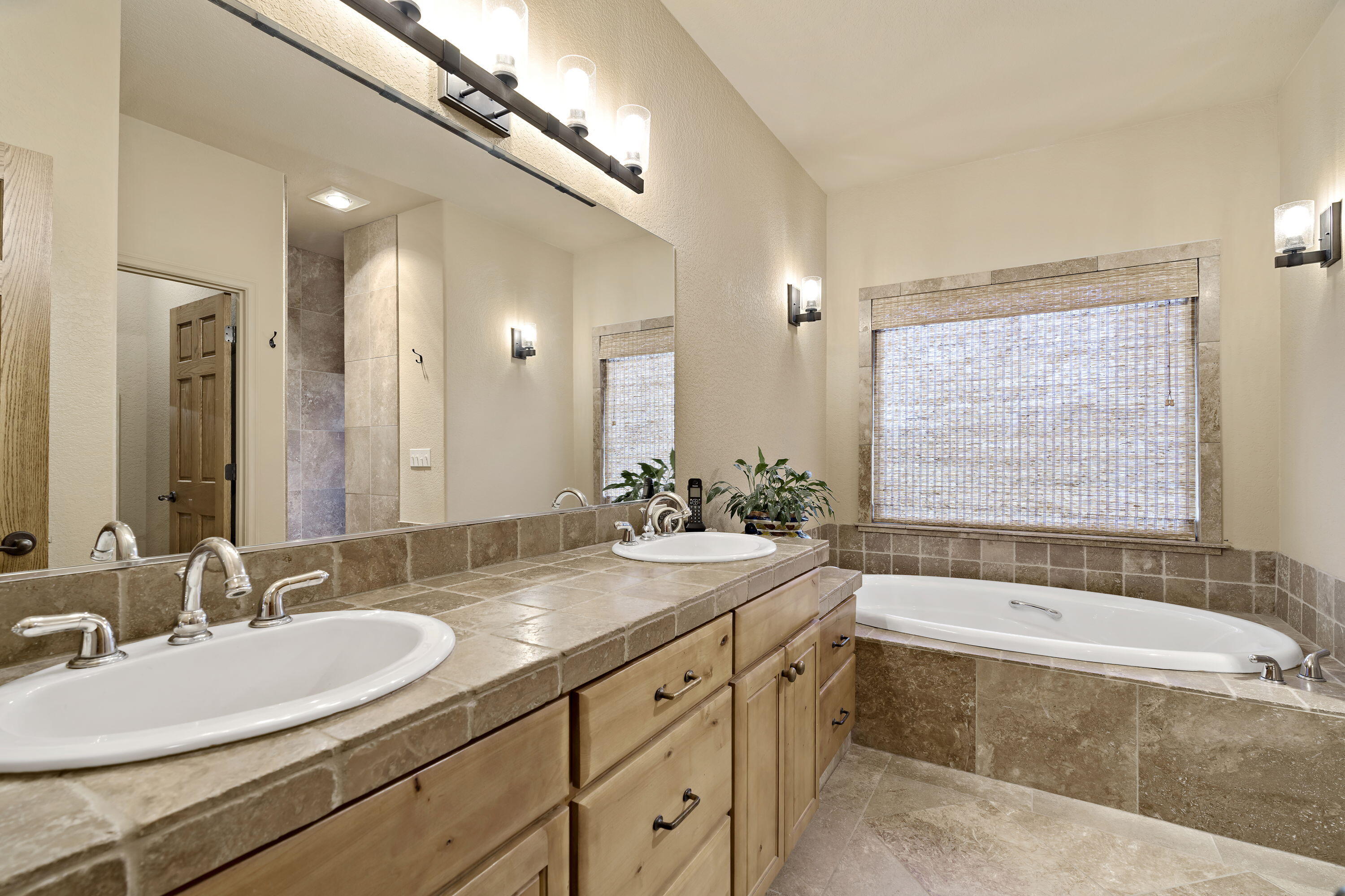 Harris Estate - Residential