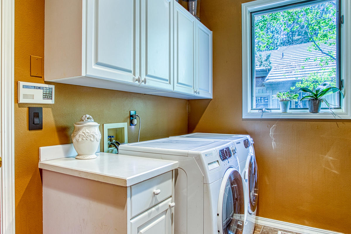 Broken Top - Residential