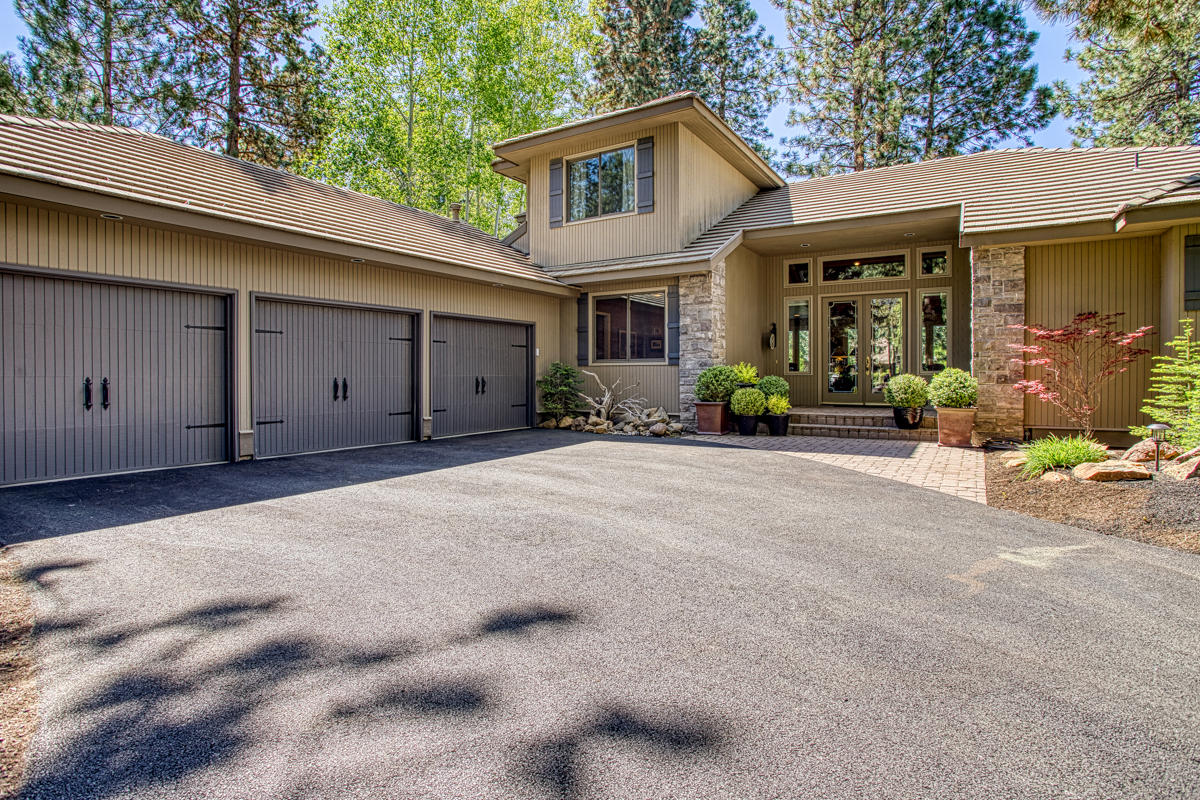 Broken Top - Residential