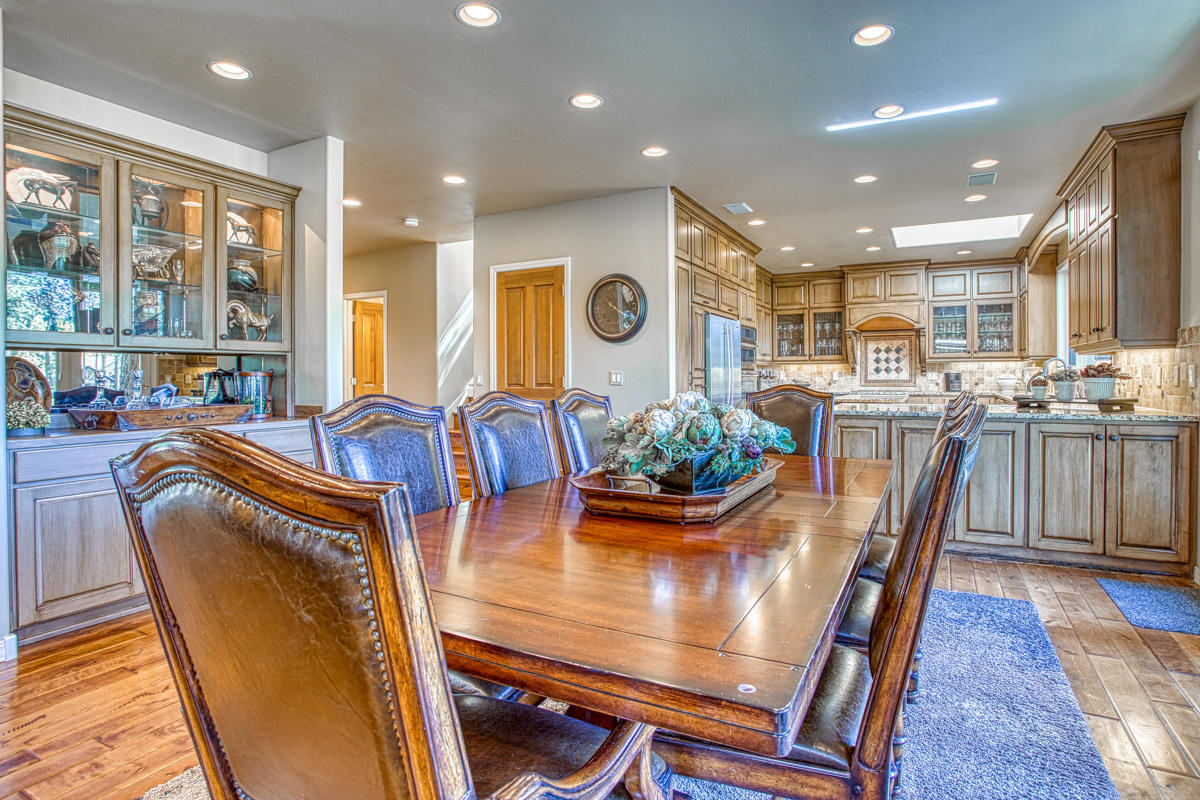 Broken Top - Residential