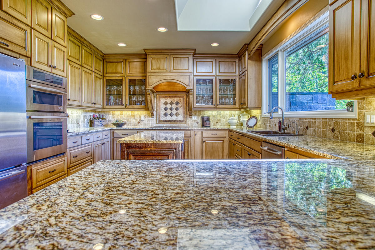 Broken Top - Residential