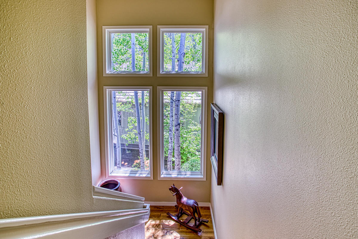 Broken Top - Residential