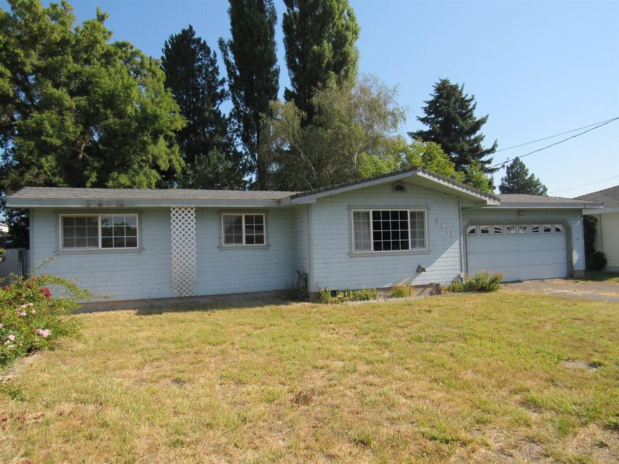 This 3 bedroom 2 bath home is located in the suburbs! Master bedroom has vaulted ceilings, walk in closet and a nice master bathroom. Attached 2 car garage, fenced back yard with large deck and it has a storage shed. This is a HomePath property.
