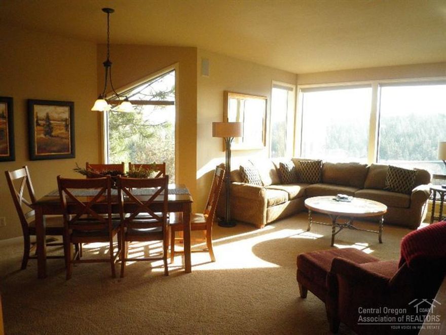 Beautifully remodeled River Ridge condo at Mt Bachelor Village. Condo is on the river and has 10 rotating weeks per year for you to enjoy Central Oregon and Mt Bachelor Village Resort. Mt Bachelor Village has a pool, tennis courts, hot tubs, clubhouse and access to the river trail. Mt Bachelor Village is near downtown Bend, Old Mill District and on the way to Mt Bachelor. This is a Sunday to Sunday unit. This unit also comes with a 10 week membership to the Athletic Club of Bend. View virtual tour.