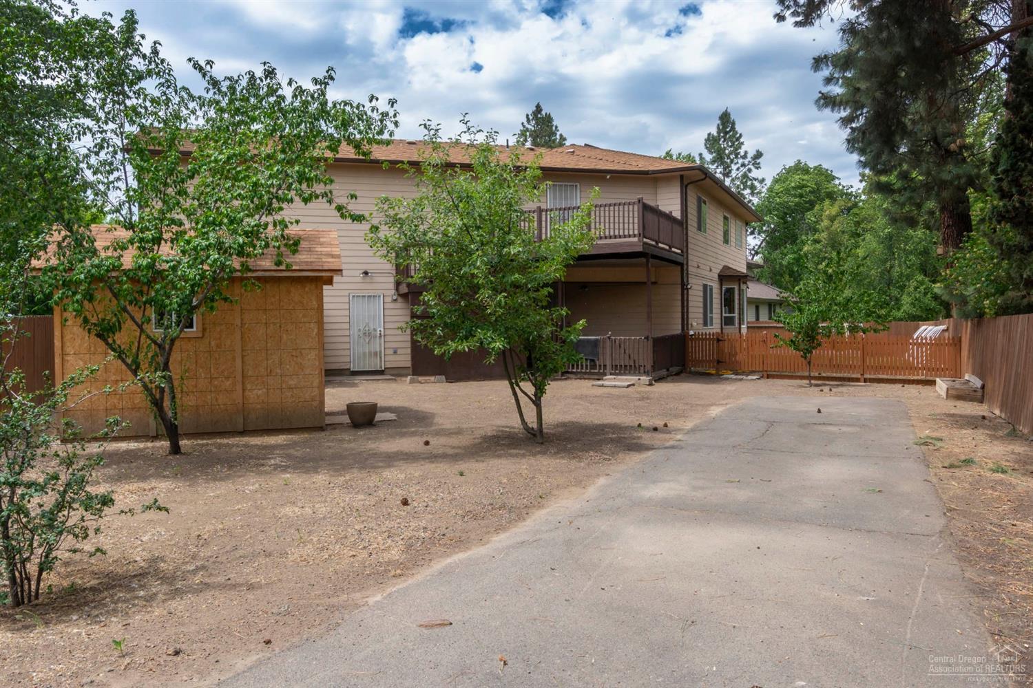 Deer Pointe Village - Residential