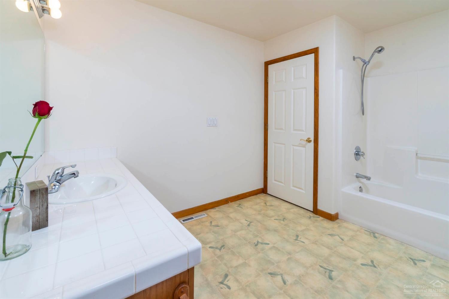 Deer Pointe Village - Residential