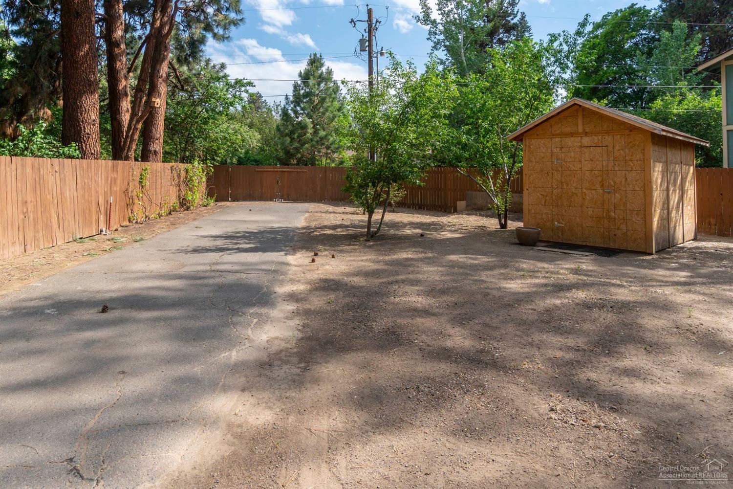 Deer Pointe Village - Residential