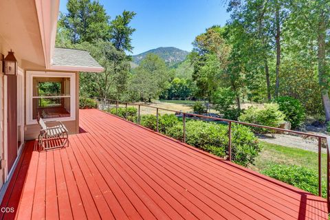 Tiny photo for 290 Chinook Park Lane, Grants Pass, OR 97527 (MLS # 220223901)