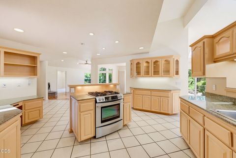 Tiny photo for 290 Chinook Park Lane, Grants Pass, OR 97527 (MLS # 220223901)