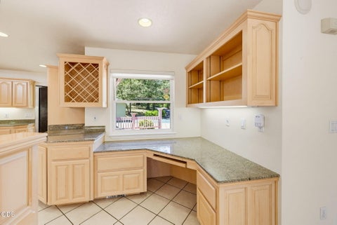 Tiny photo for 290 Chinook Park Lane, Grants Pass, OR 97527 (MLS # 220223901)