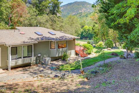 Tiny photo for 290 Chinook Park Lane, Grants Pass, OR 97527 (MLS # 220223901)