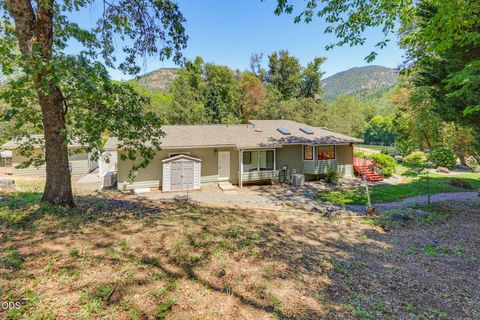Tiny photo for 290 Chinook Park Lane, Grants Pass, OR 97527 (MLS # 220223901)