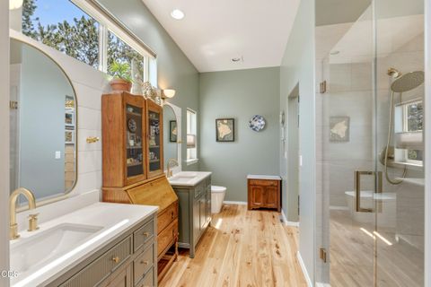 Tiny photo for 990 Victoria Falls Drive, Redmond, OR 97756 (MLS # 220224064)