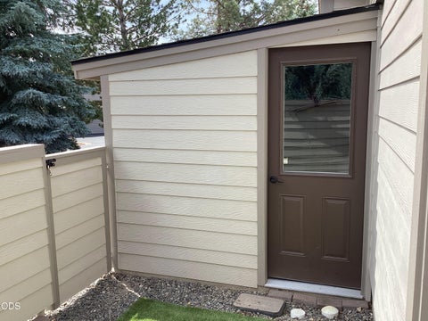 Tiny photo for 990 Victoria Falls Drive, Redmond, OR 97756 (MLS # 220224064)