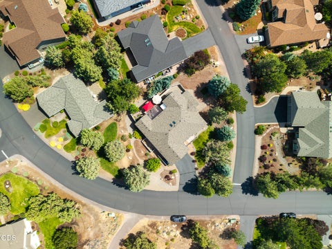 Tiny photo for 990 Victoria Falls Drive, Redmond, OR 97756 (MLS # 220224064)