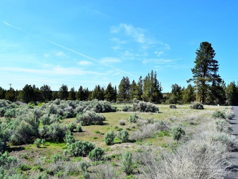 Three Peaks Estate - Land